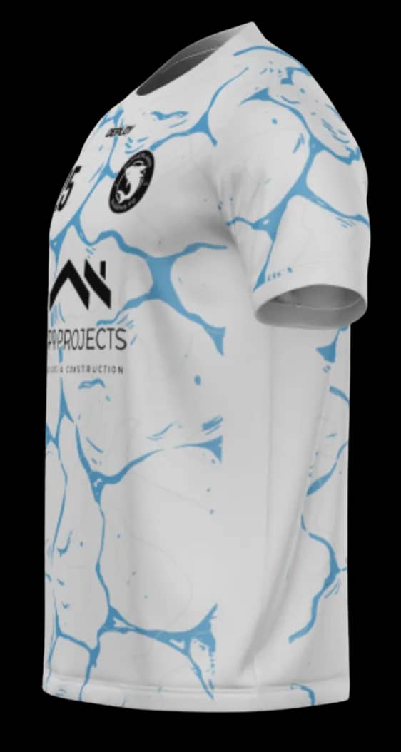 Warm up shirt, left side